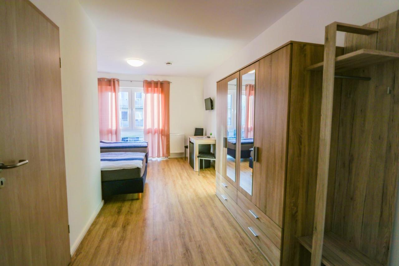 Hotel Sleep-Station Bornsen Bagian luar foto
