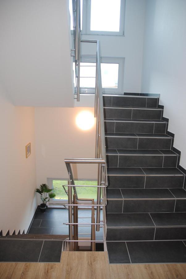Hotel Sleep-Station Bornsen Bagian luar foto